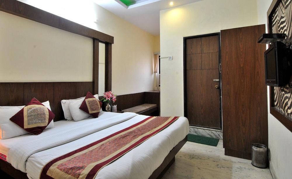 The Gold Regency - 02 Mins From Railway Station 3* New Delhi