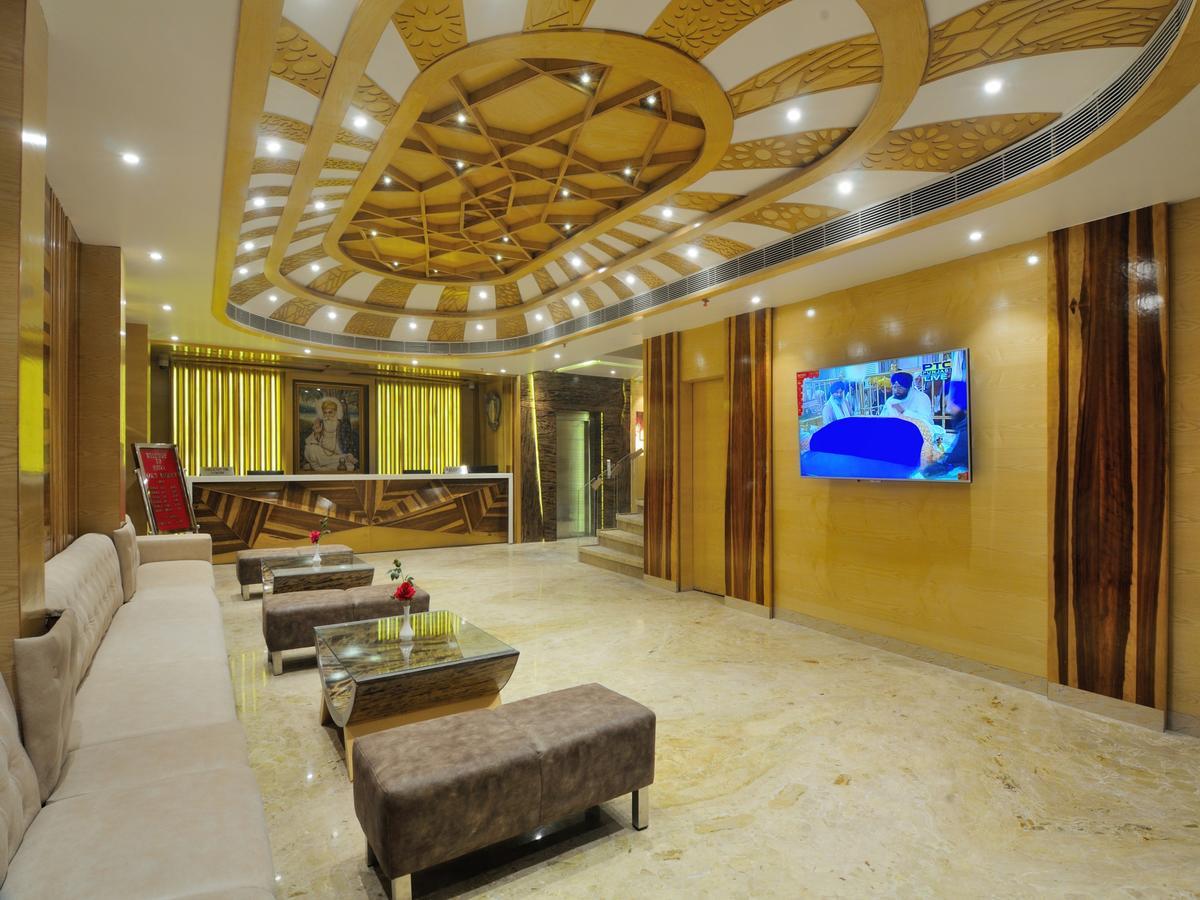 The Gold Regency - 02 Mins From Railway Station Hotel New Delhi